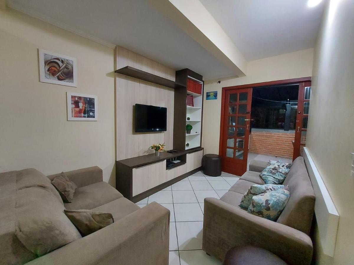 Apartamento 12 - Bombinhas - 200 Metros Da Praia Extérieur photo